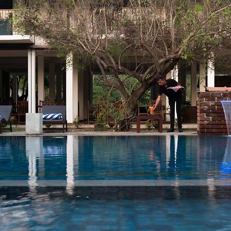 Lario Resort Sigiriya Buitenkant foto
