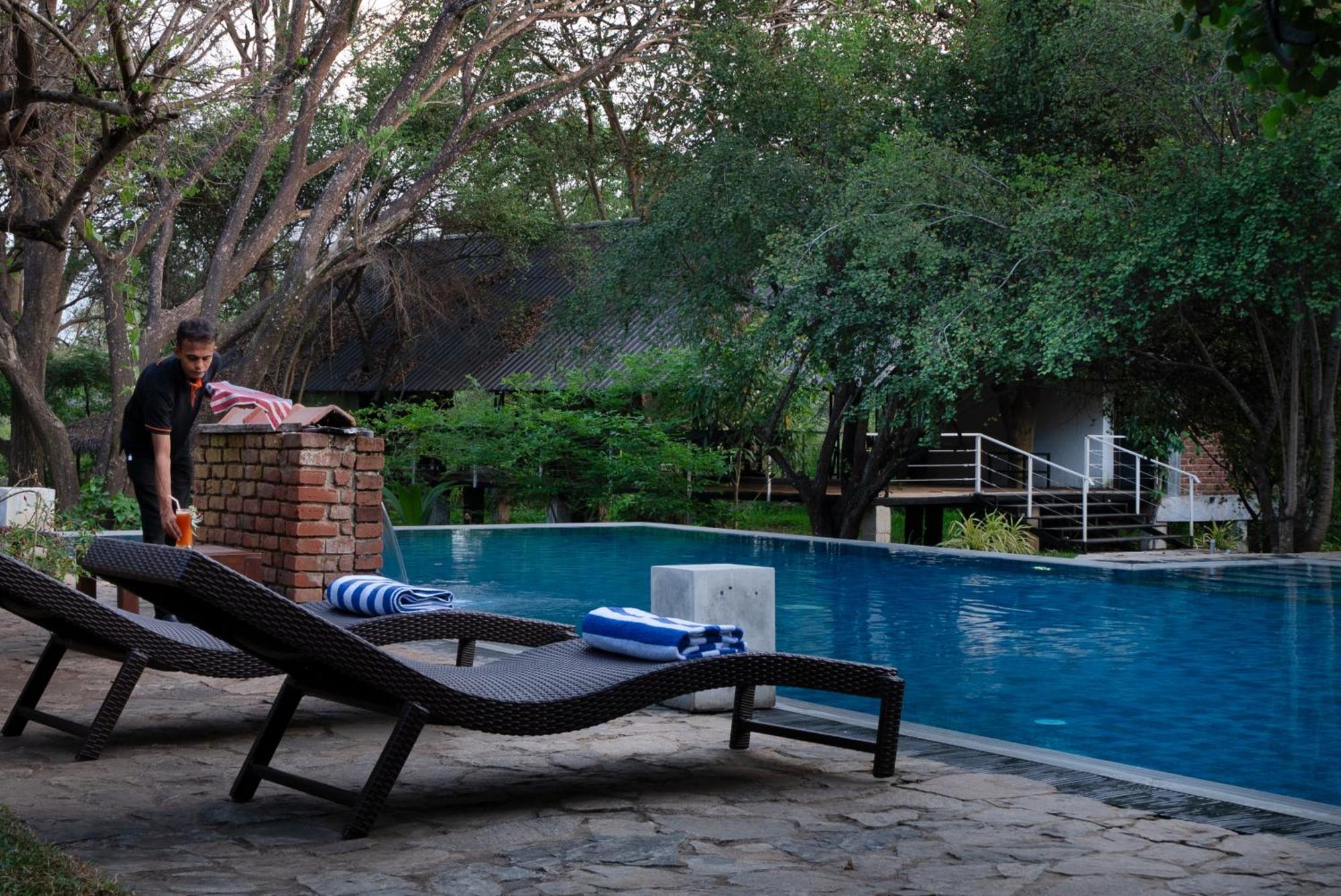 Lario Resort Sigiriya Buitenkant foto